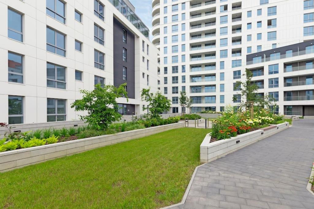 Studio Sw Piotra W Gdyni By Grand Apartments Gdynia Ngoại thất bức ảnh